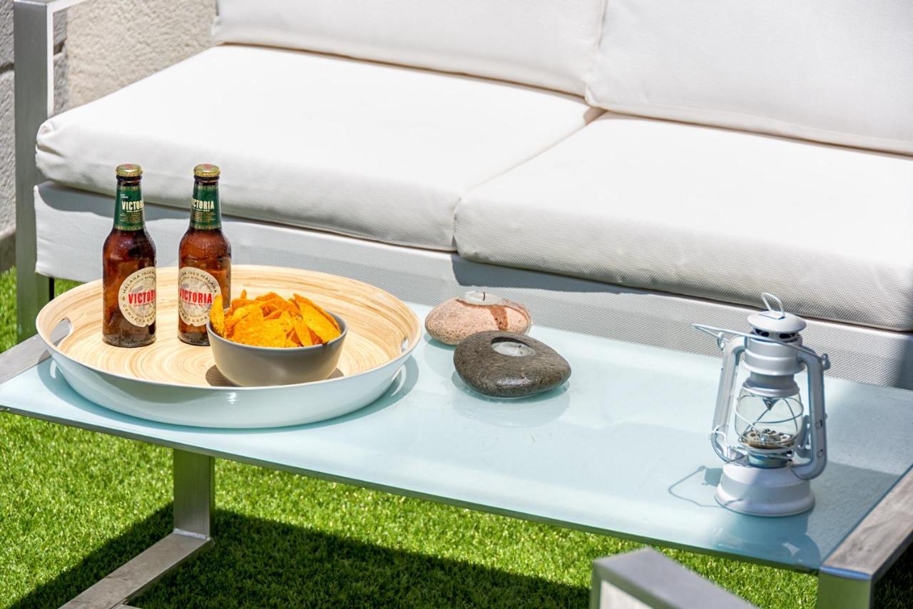 Atico Con Terraza Ac 1Hab En El Centro Y Piscina Comunitaria Apartment Malaga Luaran gambar