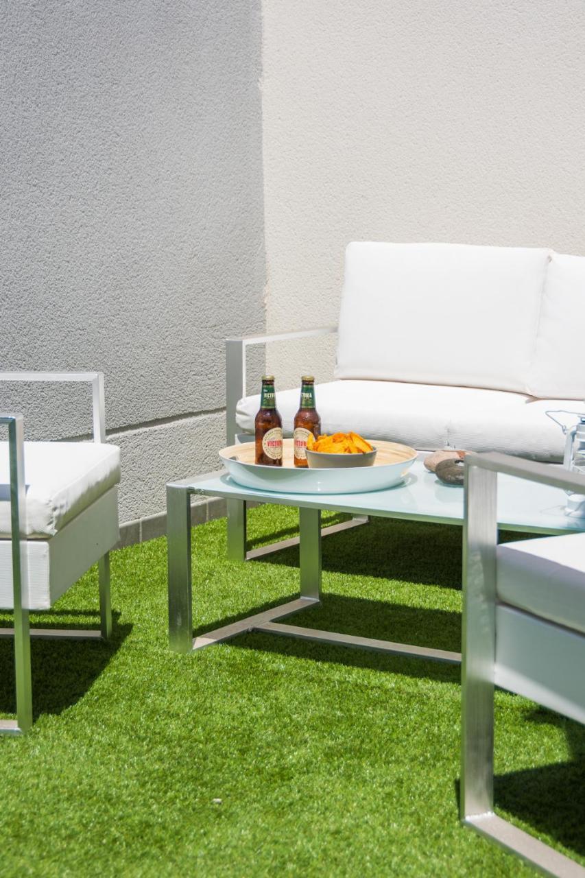 Atico Con Terraza Ac 1Hab En El Centro Y Piscina Comunitaria Apartment Malaga Luaran gambar