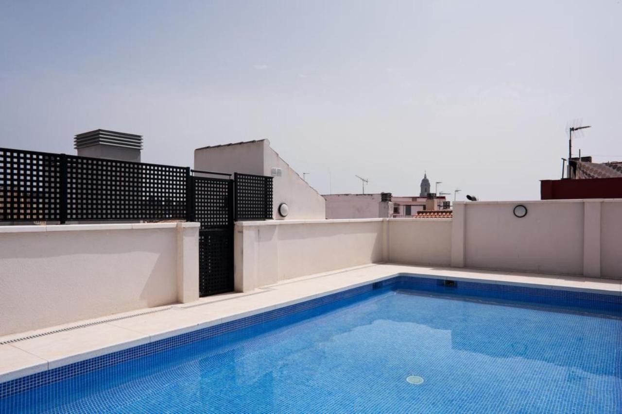 Atico Con Terraza Ac 1Hab En El Centro Y Piscina Comunitaria Apartment Malaga Luaran gambar